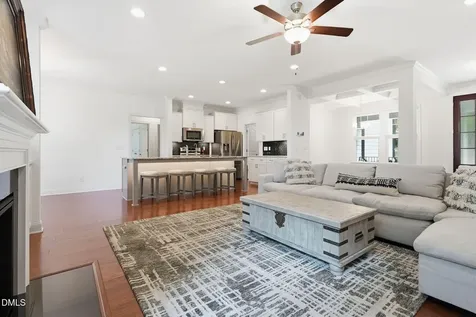 32 Old Hickory Pittsboro NC 27312
