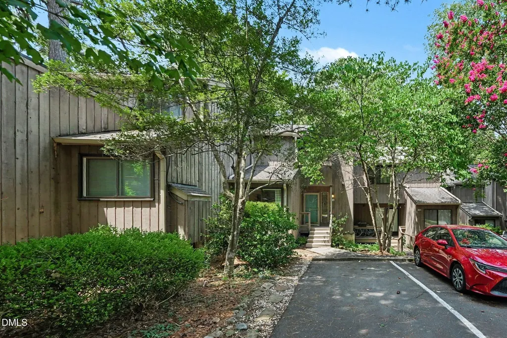 206 Ridge Trail Chapel Hill NC 27516