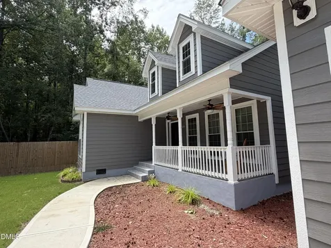 820 E Cardinal Drive Fuquay Varina NC 27526