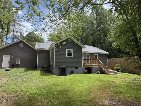 820 E Cardinal Drive Fuquay Varina NC 27526
