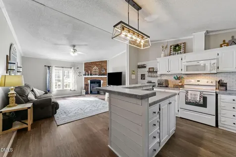 6304 Petunia Lane Wendell NC 27591