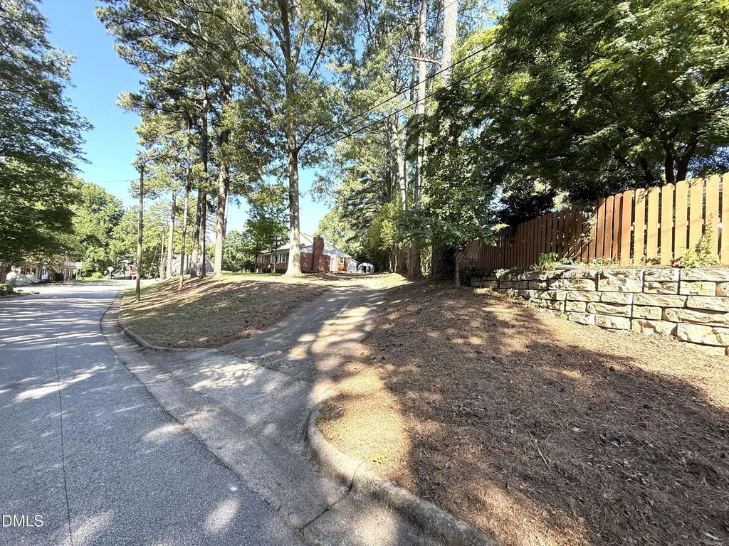 212 S Dixon Avenue Cary NC 27511