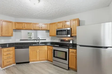 60 Holding-young Road Youngsville NC 27596