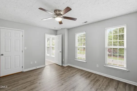 60 Holding-young Road Youngsville NC 27596