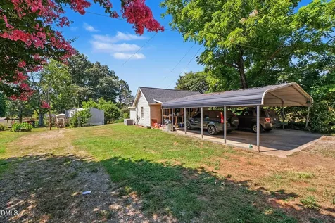 1678 Stone St Extension Mebane NC 27302