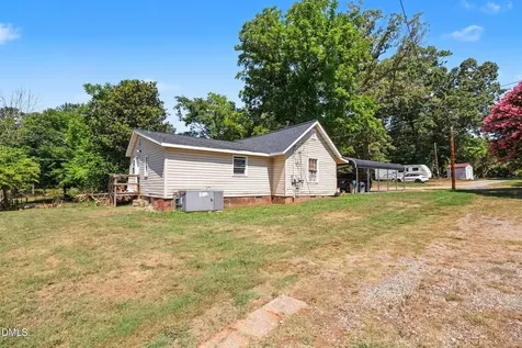 1678 Stone St Extension Mebane NC 27302