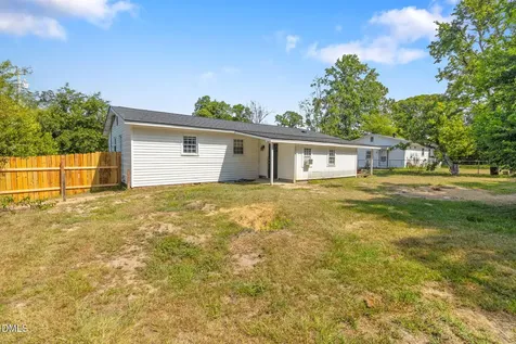 1614 Gardenia Avenue Fayetteville NC 28311