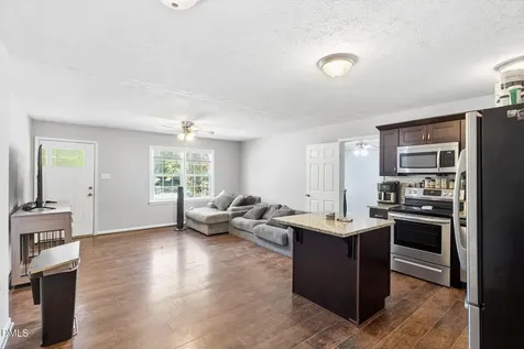 1614 Gardenia Avenue Fayetteville NC 28311