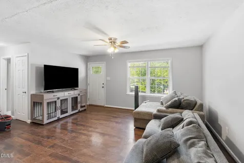 1614 Gardenia Avenue Fayetteville NC 28311