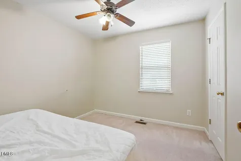 48 Hammerstone Drive Fuquay Varina NC 27526