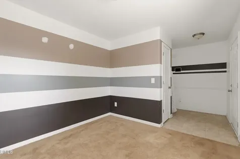 707 Bentley Lane Burlington NC 27217