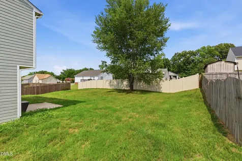 707 Bentley Lane Burlington NC 27217