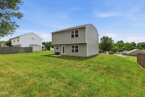 707 Bentley Lane Burlington NC 27217