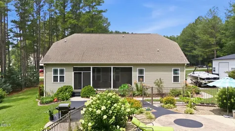 20 Torrance Way Youngsville NC 27596