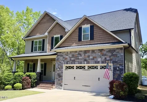 335 Gwendolyn Way Fuquay Varina NC 27526