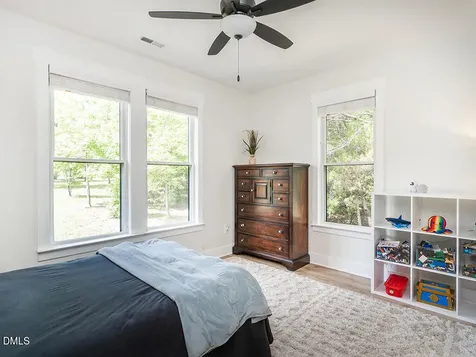 1805 Merritt Trail Burlington NC 27217