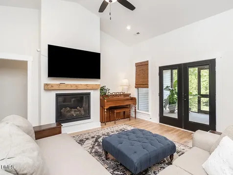 1805 Merritt Trail Burlington NC 27217