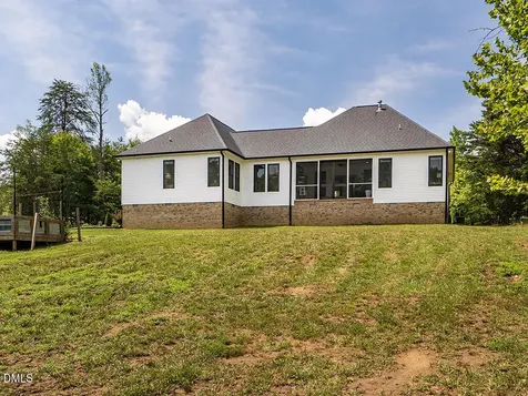 1805 Merritt Trail Burlington NC 27217