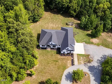 1805 Merritt Trail Burlington NC 27217