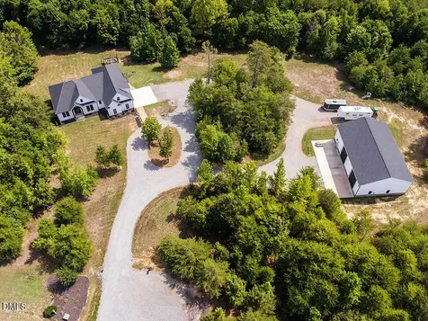 1805 Merritt Trail Burlington NC 27217