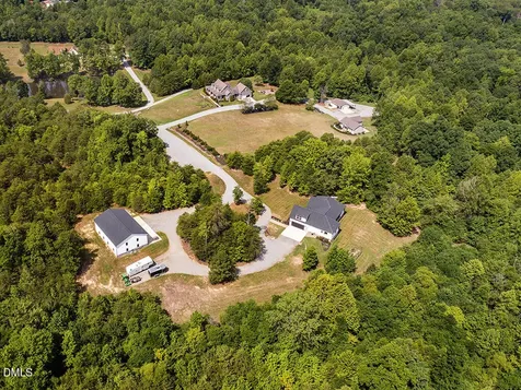1805 Merritt Trail Burlington NC 27217