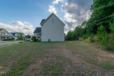 906 Ribbonleaf Lane Fuquay Varina NC 27526