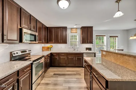 906 Ribbonleaf Lane Fuquay Varina NC 27526