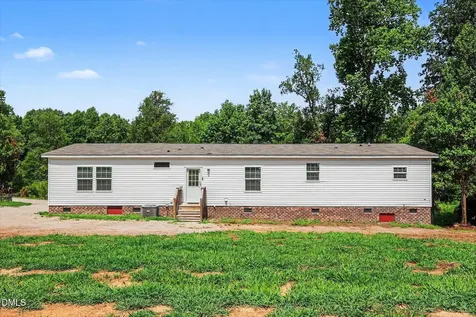 4370 Needham Road Bailey NC 27807