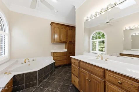 527 Nassau Trail Asheboro NC 27205