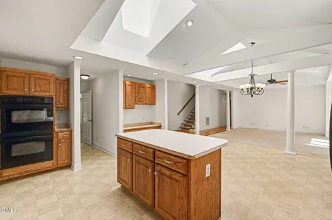 1021 Reaves Drive Chapel Hill NC 27516