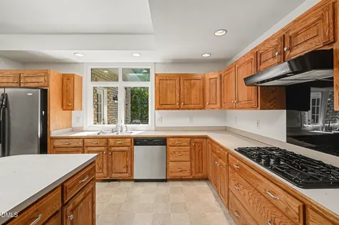 1021 Reaves Drive Chapel Hill NC 27516
