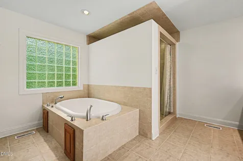 1021 Reaves Drive Chapel Hill NC 27516