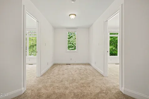 1021 Reaves Drive Chapel Hill NC 27516