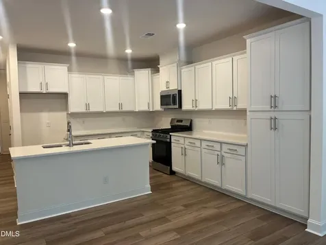 1326 Hammond Drive Mebane NC 27302