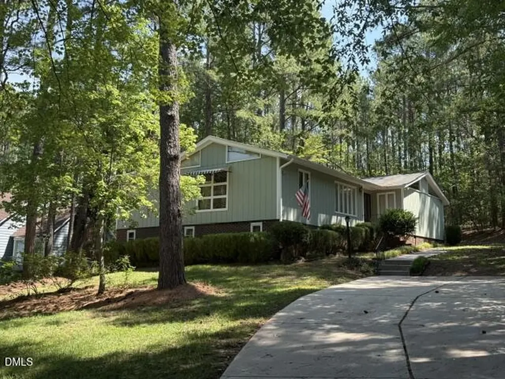 110 Honeysuckle Lane Durham NC 27703