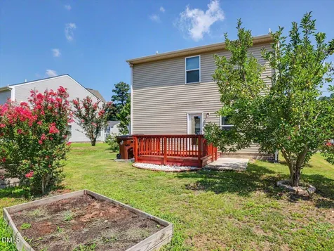 27 Blakeford Drive Wendell NC 27591