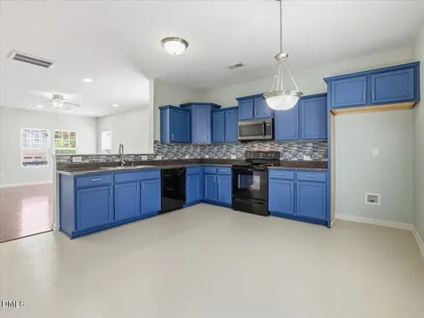 27 Blakeford Drive Wendell NC 27591