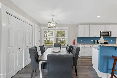 1002 E Maplewood Drive Benson NC 27504