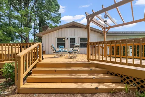 1002 E Maplewood Drive Benson NC 27504