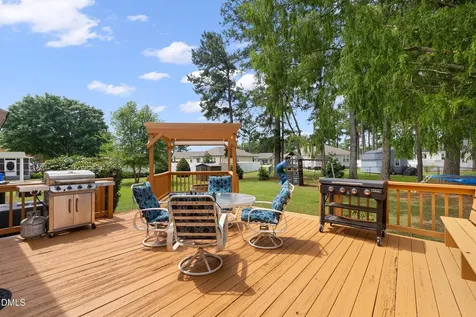 1002 E Maplewood Drive Benson NC 27504
