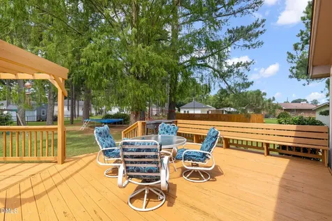 1002 E Maplewood Drive Benson NC 27504