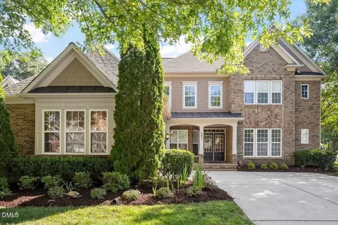 902 Ravendale Place Cary NC 27513