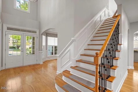 902 Ravendale Place Cary NC 27513