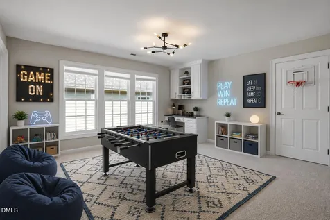 902 Ravendale Place Cary NC 27513