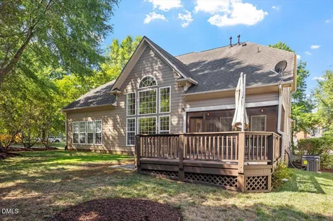 902 Ravendale Place Cary NC 27513