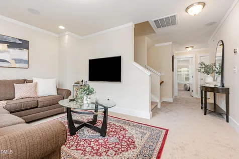 9202 Giralda Walk Raleigh NC 27617