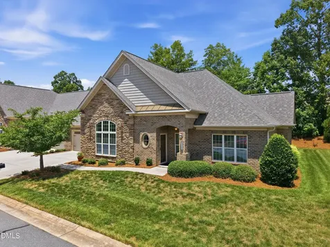 5424 Ggo Drive Greensboro NC 27406