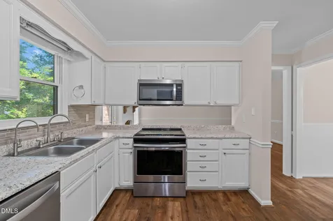 8109 Round Oak Road Raleigh NC 27616
