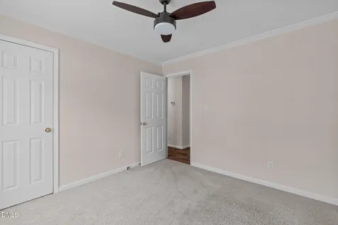 8109 Round Oak Road Raleigh NC 27616