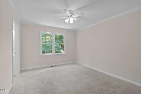 8109 Round Oak Road Raleigh NC 27616